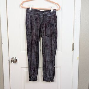 Lululemon | Ready To Crush High-Rise Jogger Crop Size 4